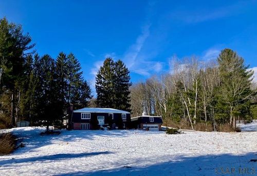 219 Meadow Dr, Johnstown, PA, 15905-5314 | Card Image