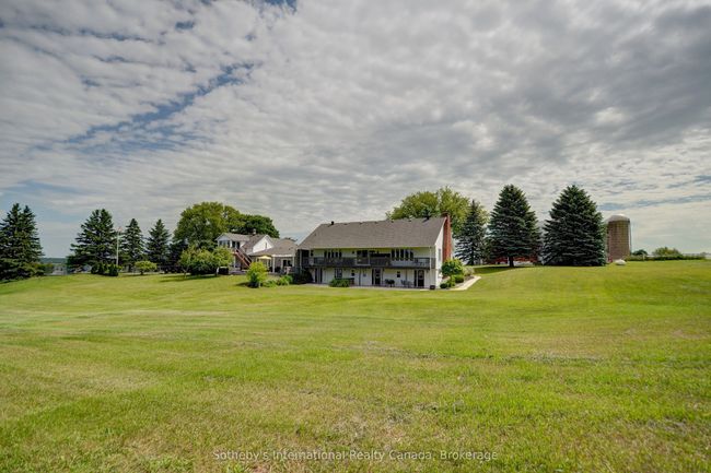 828350 Mulmur Nottawasaga Tline, Home with 6 bedrooms, 1 bathrooms and 18 parking in Mulmur ON | Image 45