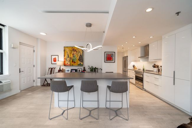APT-103 - 2 Constitution Ct, Condo with 3 bedrooms, 3 bathrooms and null parking in Hoboken NJ | Image 7