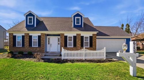 6136 Landmark Dr, Fort Wayne, IN, 46815-8406 | Card Image