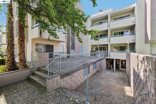 apt-205-385 Jayne Ave, Oakland, CA, 94610-3355 | Card Image