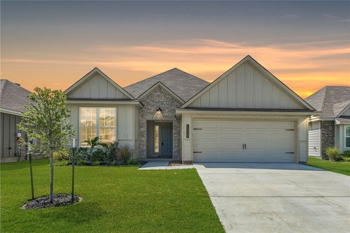 1929 Chief St, Bryan, TX, 77807-1571 | Card Image