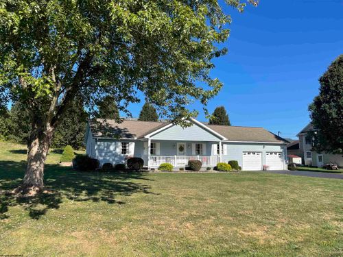 92 Evergreen Dr, Buckhannon, WV, 26201-4028 | Card Image