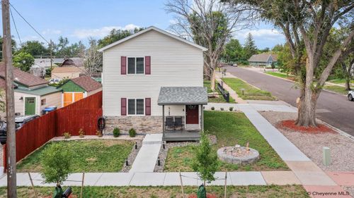 720 Russell Ave, Cheyenne, WY, 82007-1603 | Card Image