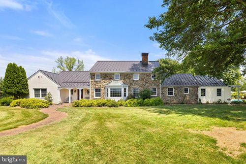20400 Beaverdam Bridge Rd, Purcellville, VA, 20132-5040 | Card Image