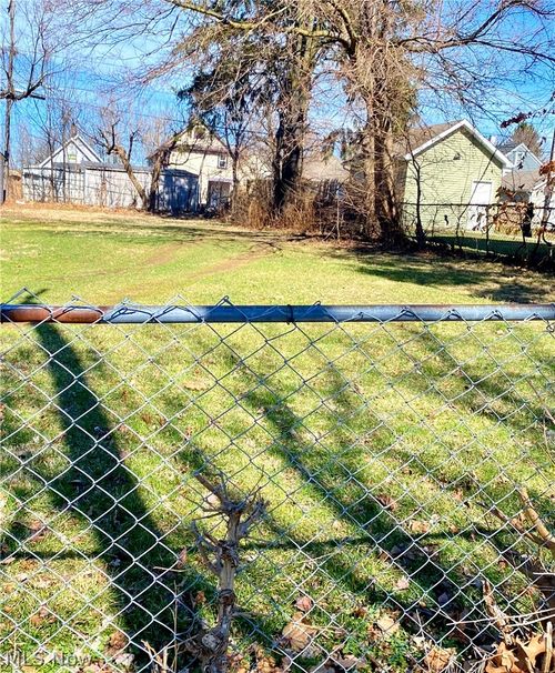 7704 Dudley Ave, Cleveland, OH, 44102-4131 | Card Image