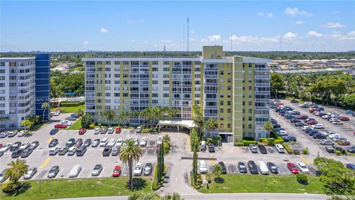 apt-314b-4400 Hillcrest Dr, Hollywood, FL, 33021-7931 | Card Image