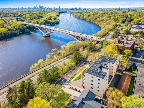 2a-200 Mississippi River Blvd N, Saint Paul, MN, 55104-5616 | Card Image