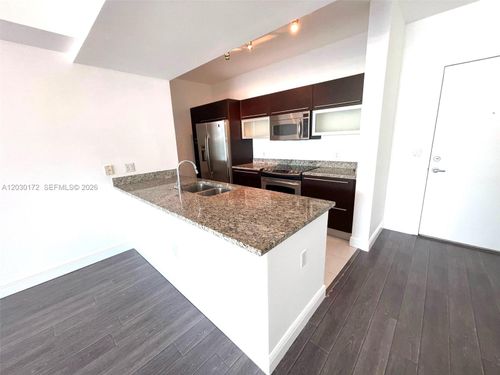 3600-951 Brickell Ave, Miami, FL, 33131-3942 | Card Image