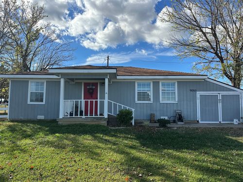 9059 Us Highway 377, Collinsville, TX, 76233-2745 | Card Image