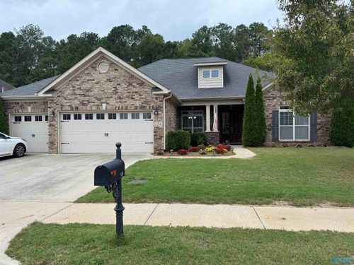 124 Autumn Cove Dr, Madison, AL, 35756-8287 | Card Image