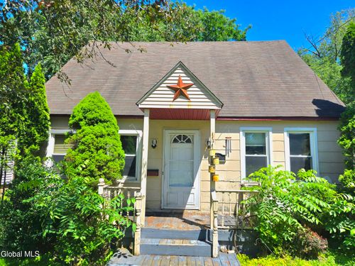 17 Bellrose Ave, Cortland, NY, 13045-1805 | Card Image