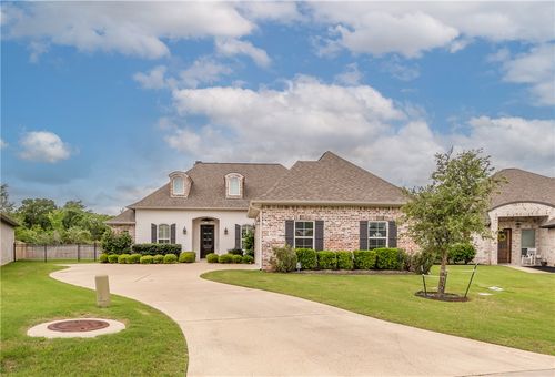 3521 Leesburg Path, Bryan, TX, 77808-1441 | Card Image