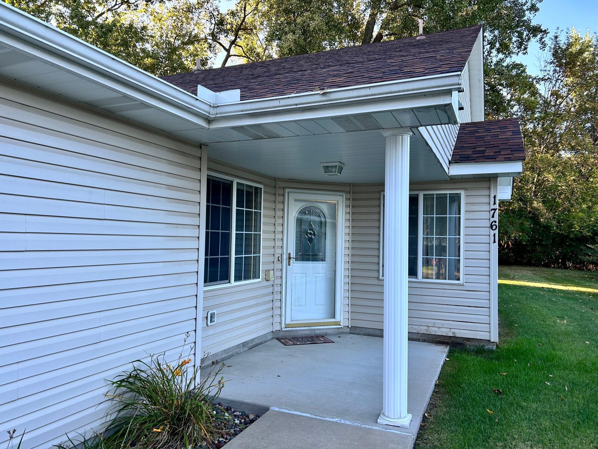 Ojibway Dr, Hugo, MN 55038
