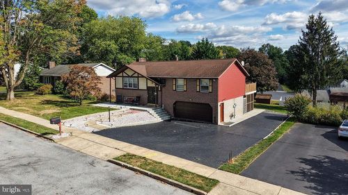 16 Ironstone Dr, READING, PA, 19606-2960 | Card Image