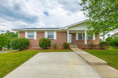 2520 Sharron Dr, Chattanooga, TN, 37421-1934 | Card Image