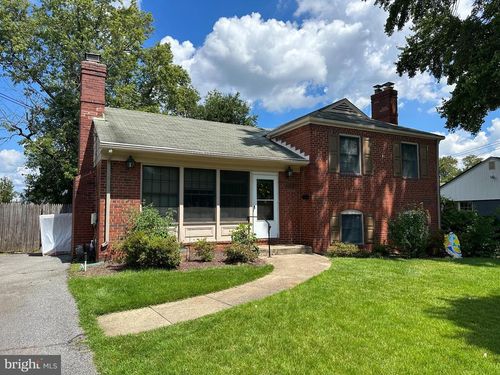 6103 Swansea St, BETHESDA, MD, 20817-3237 | Card Image