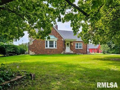 3010 38 Th Avenue, House other with 5 bedrooms, 2 bathrooms and null parking in Moline IL | Image 1