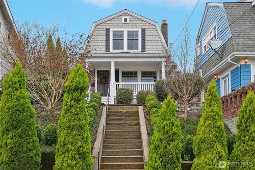 3141 Broadway E, Seattle, WA, 98102-3850 | Card Image