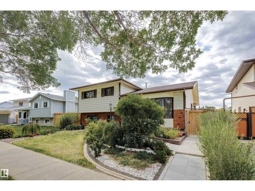 9315 168 Ave Nw, Edmonton, AB, T5Z1Y1 | Card Image