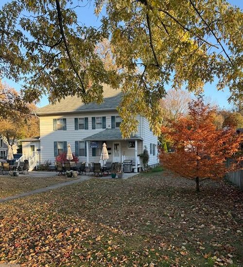 603 Lions Park Dr, Saint Joseph, MI, 49085-2490 | Card Image