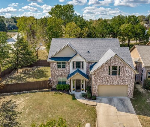 208 Greenway Bnd, Pottsboro, TX, 75076-4515 | Card Image