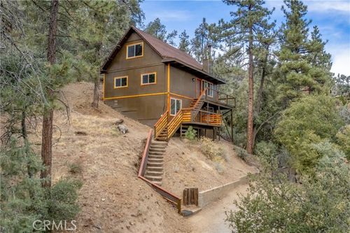 2201 Symonds Dr, PINE MOUNTAIN CLUB, CA, 93222-4101 | Card Image