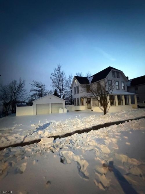 2-122 W High St, Bound Brook, NJ, 08805-1950 | Card Image