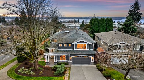 622 9th Avenue S, Kirkland, WA, 98033 | Card Image