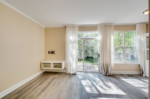 2855 Vernal Ln, Naperville, IL, 60564-4949 | Card Image