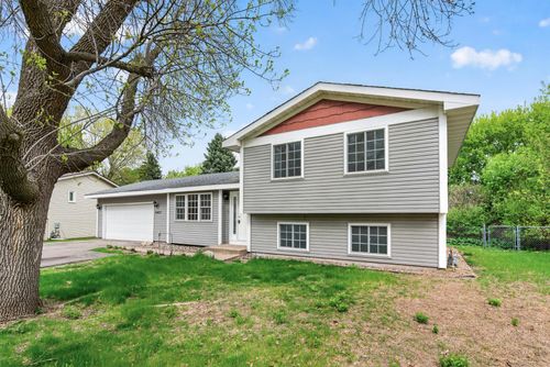 6607 Kilmer Way, Maple Grove, MN, 55369-6266 | Card Image