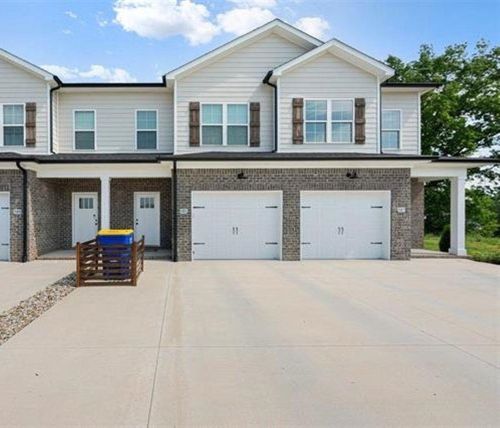 585 Yulan Cir, Bowling Green, KY, 42104-6701 | Card Image