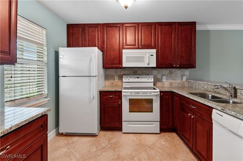 2-208-829 W Elkcam Cir, Marco Island, FL, 34145-2224 | Card Image