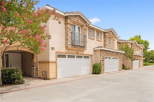 l-535 W D St, Ontario, CA, 91762-6954 | Card Image