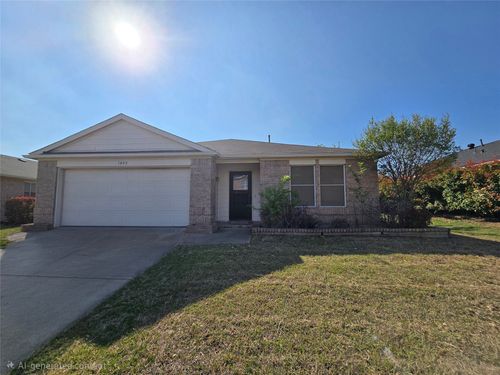 1400 Kilkenny Dr, Arlington, TX, 76002-3737 | Card Image