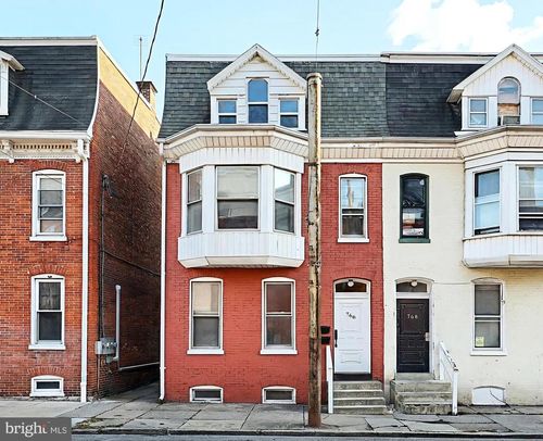 766 W Philadelphia St, YORK, PA, 17401-3343 | Card Image