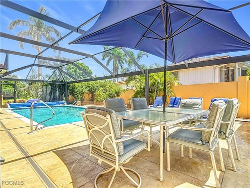 901 Arawak Ave, MARCO ISLAND, FL, 34145-4405 | Card Image
