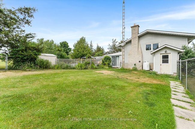 2475C Shannonville Rd, House other with 4 bedrooms, 2 bathrooms and 10 parking in Plainfield ON | Image 42