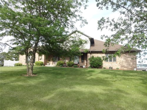 1122 Y Avenue, Amana, IA, 52203 | Card Image