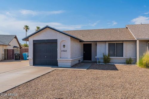 3022 W Blackhawk Dr, Phoenix, AZ, 85027-3120 | Card Image