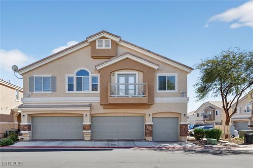 unit-101-5545 Dueces Wild Ct, Las Vegas, NV, 89122-2709 | Card Image