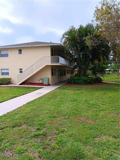 apt-h7-3325 Airport Rd N, NAPLES, FL, 34105-2834 | Card Image