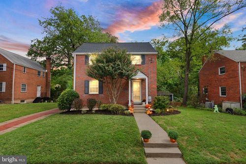 217 N Emerson St, ARLINGTON, VA, 22203-1222 | Card Image