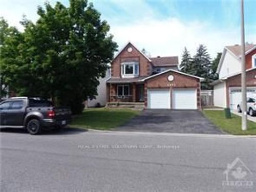 1971 Jasper Ave, Ottawa, ON, K1V0X9 | Card Image