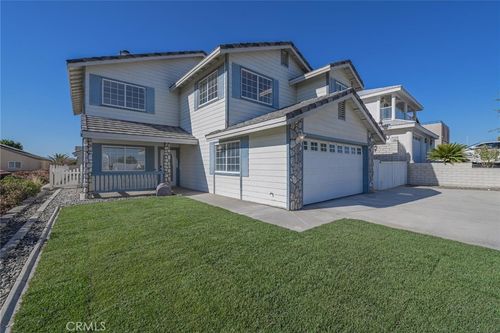 17725 Vista Point Dr, Victorville, CA, 92395 | Card Image