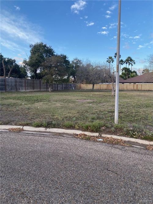 1615 Norma Ln, Edinburg, TX, 78539-5973 | Card Image