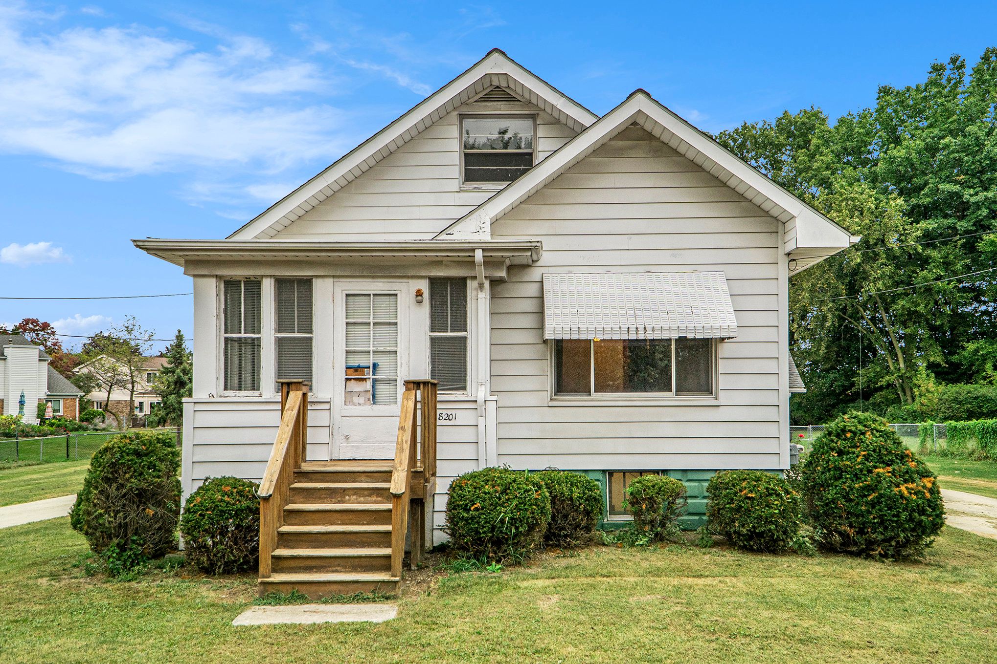 Canal Rd, Clinton Township, MI 48038