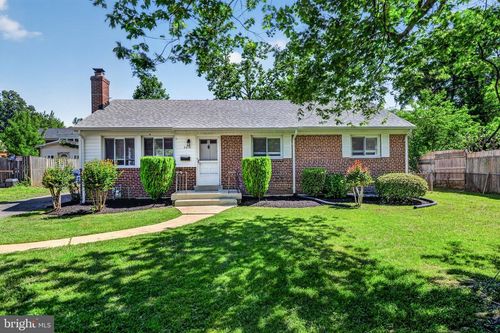 7216 Carol Ln, FALLS CHURCH, VA, 22042-3744 | Card Image