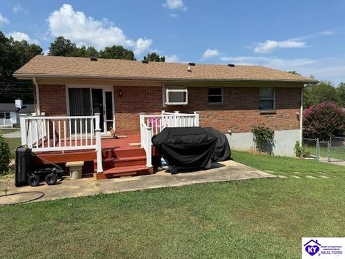 161 Kentucky Cir, Radcliff, KY, 40160-1248 | Card Image
