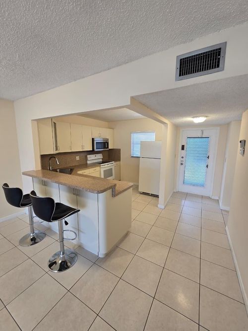 d306-8321 Sands Point Boulevard, Tamarac, FL, 33321 | Card Image